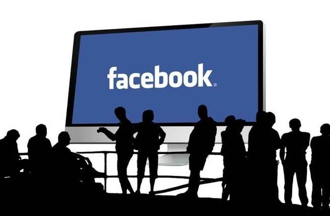 Facebook and the Challenge of Platform Dependency: Diversifying Your Audience 
