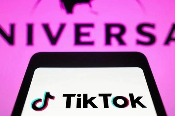How TikTok's Platform Fosters Dance Creativity 